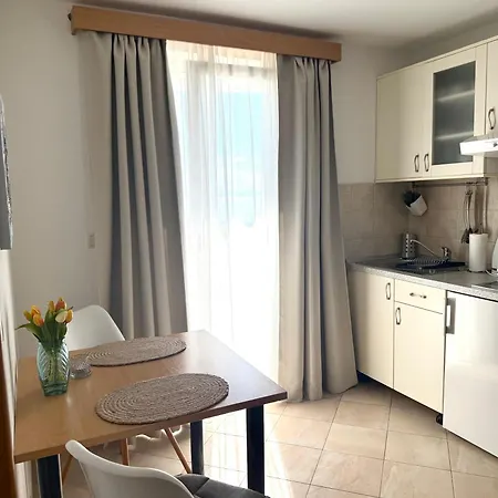 New With Sea View * Μακάρσκα