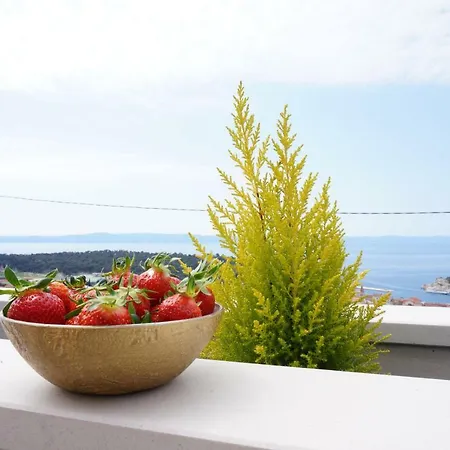 New With Sea View Apartman