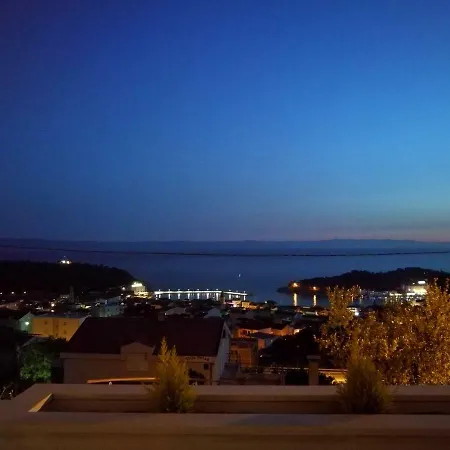Apartment New With Sea View *