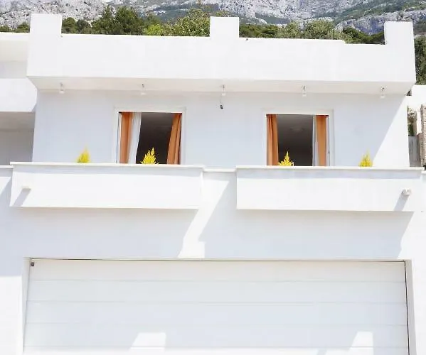 Lägenhet New With Sea View