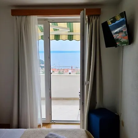 Lägenhet New With Sea View Makarska
